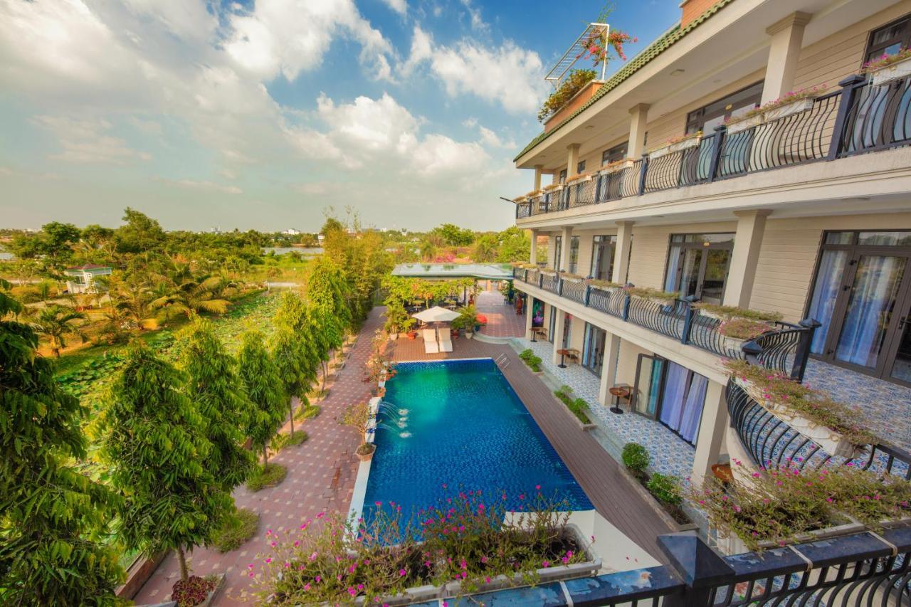 Khu Nghi Duong Huong Sen - Binh My, Cu Chi Hotel Ho Chi Minh City Bagian luar foto